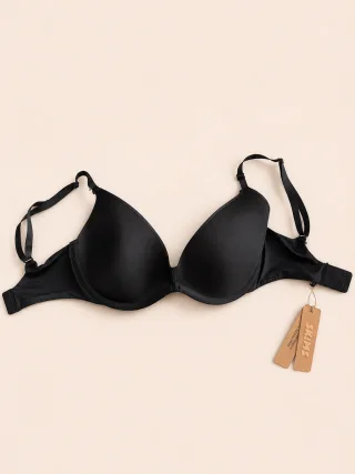 SKIMS Weightless Scoop Bra — 32DD